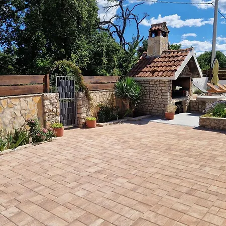 3 Bedroom Cozy In * Sukošan