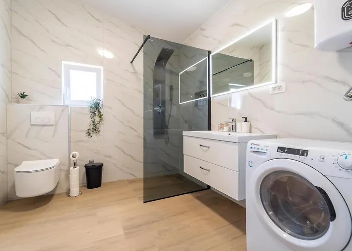 3 Bedroom Cozy In Ferienhaus
