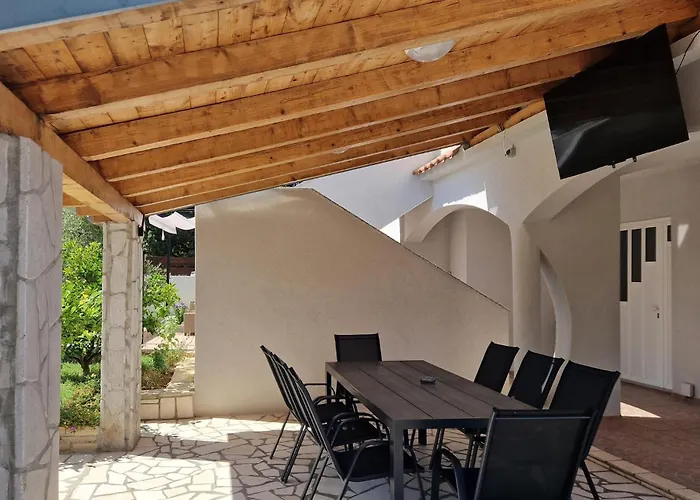 Дом отдыха 3 Bedroom Cozy In